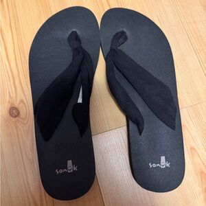 Sanuk Classic Black Sandals